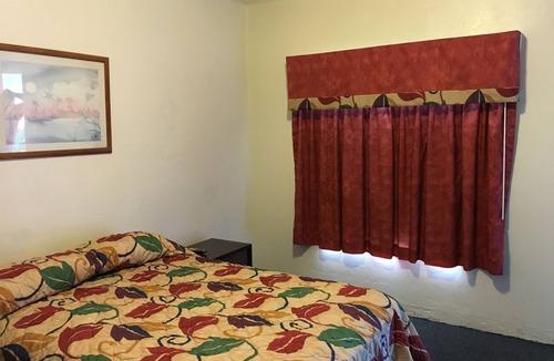 Hilliard Hotel | Dixie Motel - Hilliard