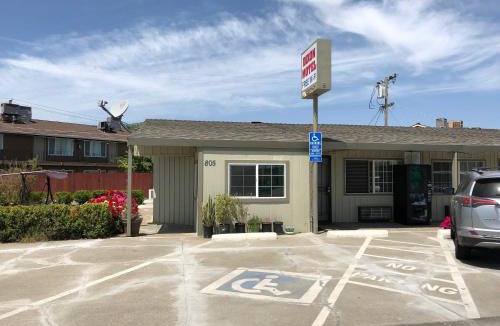 Dixon Hotel | Dixon Motel