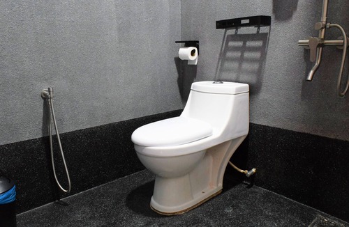 Kampung Tanjung Kapur Hotel | DJ Citi Inn Hotel