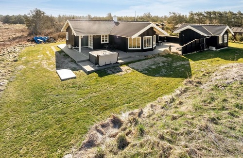 Saltum House | "Djuna" - 550m from the sea by Interhome