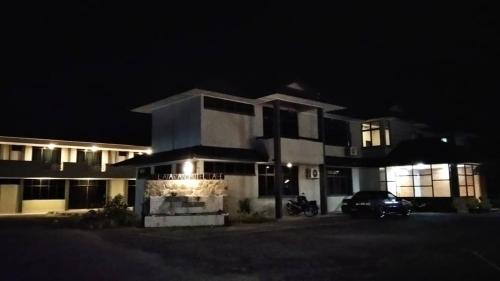 Kuala Rompin Hotel | DLAYARAN HOTEL & CAFE