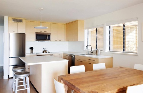 Rio del Mar Hotel | DLX Ocean View 2 BD Villa