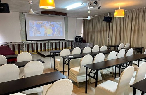 Alor Gajah Hotel | DNELAYAN BEACH RESORT