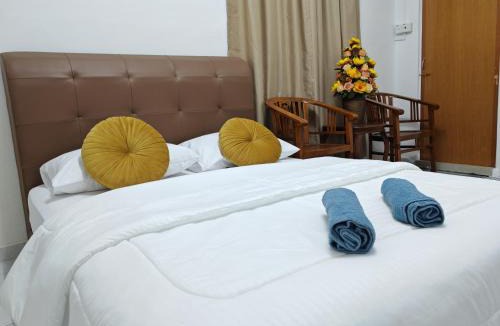 Kampung Telaga Nibong House | DnRoses Inn