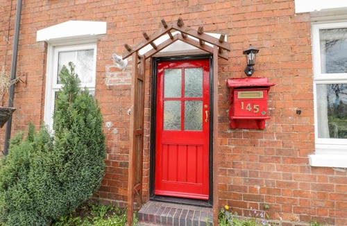 Bewdley House | Dobbies Den