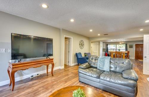 Orient Park House | Dock and Beautiful Views! Spacious Bellows Lake Gem