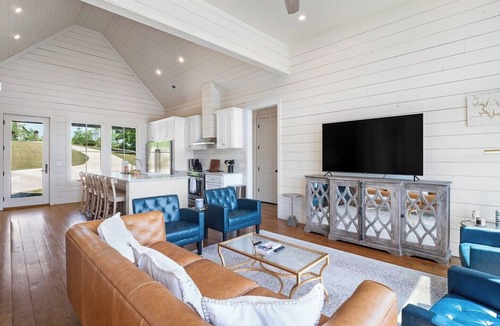 Bremen House | Dock & Awe - stunning 4-bedroom, 4-bath lakefront retreat