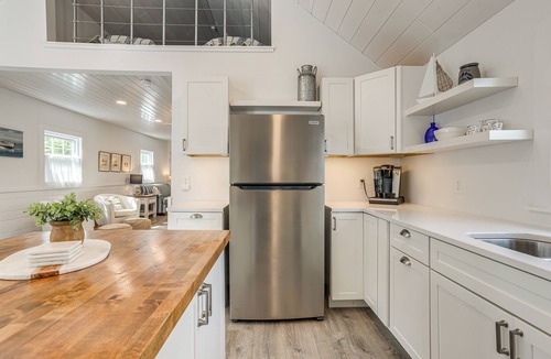 Ashville House | Dock, Deck & Fire Pit! Chautauqua Lake Retreat