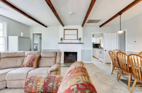 Russellville House | Dock & Fire Pit: Lakefront Bonneau Home!