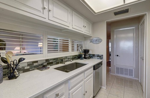 Harbor Oaks Condo | Dock Holiday 2 Bedroom Condo by Redawning