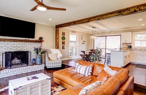 Young Harris House | Dock Holiday