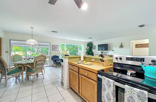 Dunnellon House | Dock & Kayaks: Riverfront Dunnellon Home!