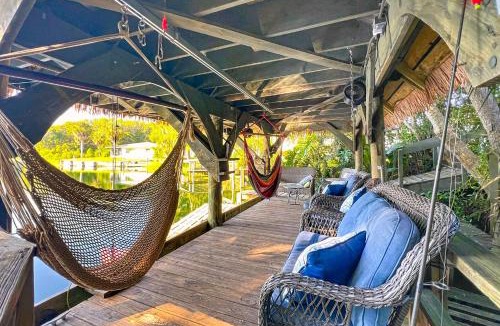 Dunnellon House | Dock & Kayaks: Riverfront Dunnellon Home!