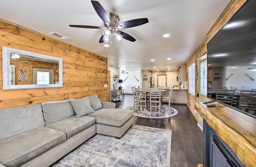 Lone Star House | Dock & Lake Access! Daingerfield Gem w/Tiny Home