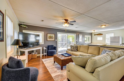 Townville House | Dock + Views: Family Retreat on Lake Hartwell!