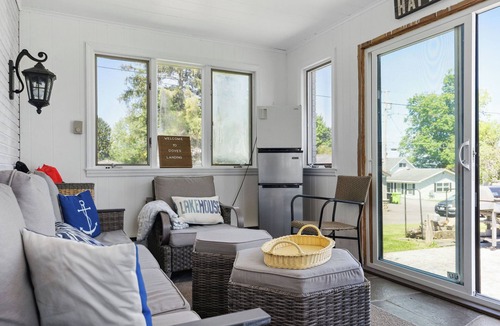 Bridgeport House | Dock & Waterfront at Lakeside Retreat