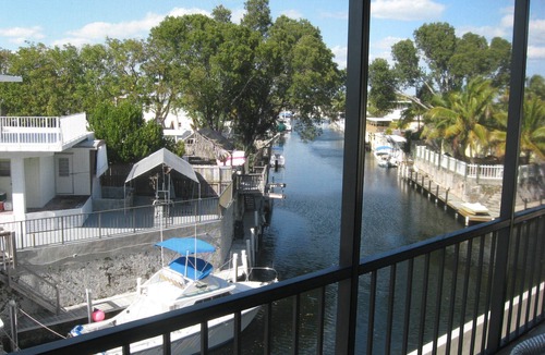 Twin Lakes Condo | Dockside Condo with Boat