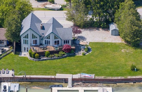 Port Franks Cottage | Dockside Cottage on Ontario's West Coast