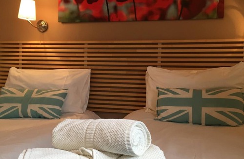 Shadwell Hotel | Dockside Hotel