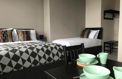 Bootle Bed & Breakfast | Dockside Lodge