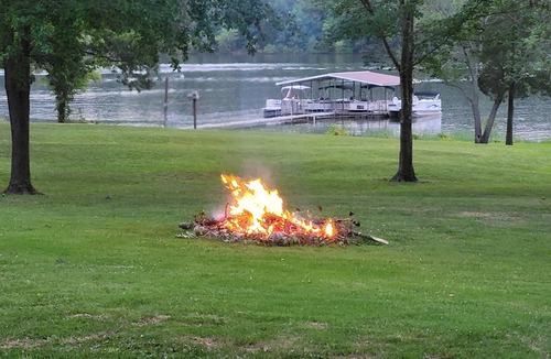 Gilbertsville House | Dockside Paradise on Ky Lake