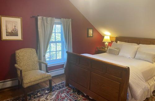 North Hero Bed & Breakfast | Dodds Brick House Bed & Breakfast