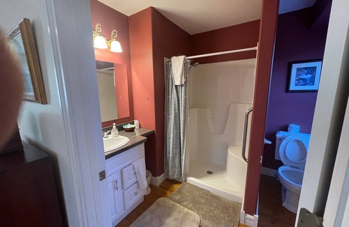 North Hero Bed & Breakfast | Dodds Brick House Bed & Breakfast