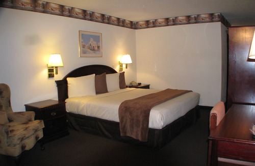 Dodge City Hotel | Dodge House Hotel & Convention Center