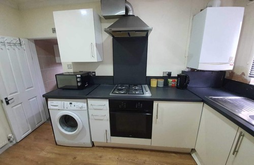 Grove Green Apartment | Dodi Apartments