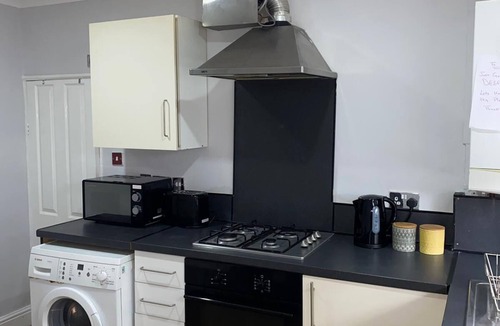 Grove Green Apartment | Dodi Apartments