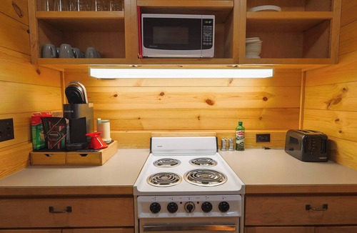 Mazama Cabin | Doe Meadow Cabin Summ