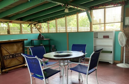 Aransas Pass House | Dog and Family friendly Fun at the Coast!!