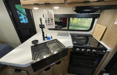Knoxville Other | Dog Approved Toy Hauler RV