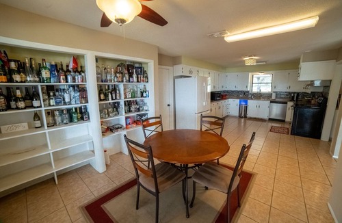 La Hacienda Estates House | Dog Friendly 3 BR House w/deep water boat dock and sunset views on Eck Lane