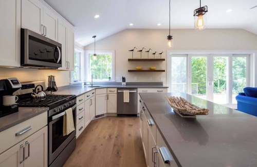 Campground Landing House | Dog Friendly 4 Bedroom with Pool, 2 Min Walk to Beach