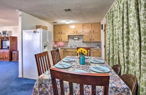 Bartlesville House | Dog-Friendly Bartlesville Retreat w/Yard!