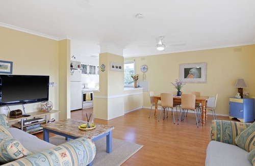 Ventnor House | Dog Friendly Beach Haven