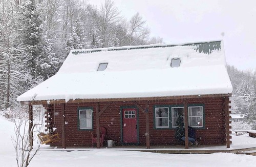 Jeffersonville Cabin | Dog Friendly Cabin Near Smuggs