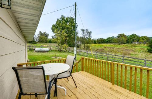 Kingdom City House | Dog-Friendly Cabin w/Yard Near Auxvasse Creek!