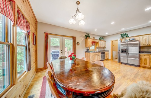 Ellijay Cabin | Dog-Friendly Cabin with Access to Shared Pools, Golf, Fishing Pong