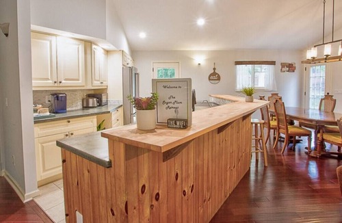 McDonald House | Dog-friendly Chattanooga Country Home + Pool + Firepit-relaxing
