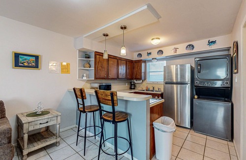 Corpus Christi Condo | Dog-friendly condo with WiFi - minutes from beach