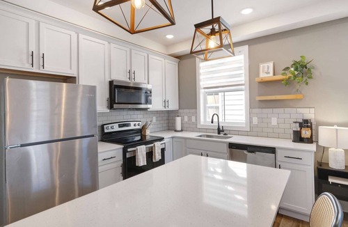 Ottawa Condo | Dog Friendly Condo | Navvy Town Neighborhood