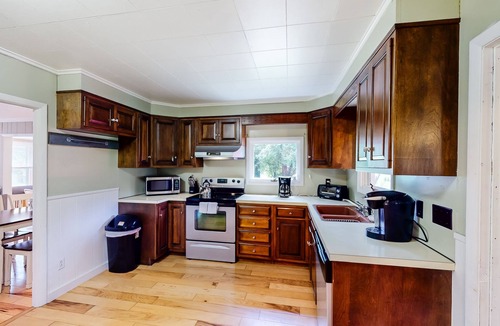 North Creek House | Dog-friendly cottage with a wood stove, washer/dryer, firepit, & large yard