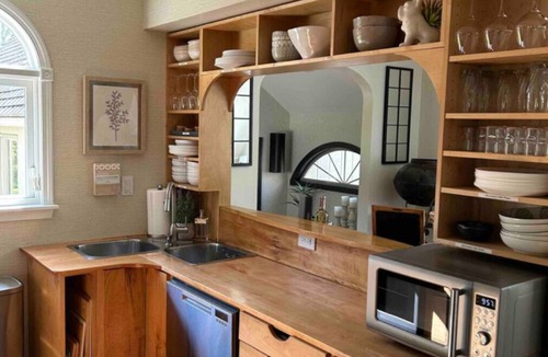 Pine Creek Cottage | Dog-Friendly Cottage w/Creek, Barn, Game Room, Fire Pit, Hot Tub, Sleeps 10