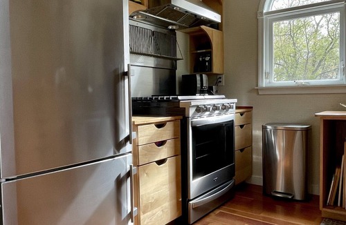 Pine Creek Cottage | Dog-Friendly Cottage w/Creek, Barn, Game Room, Fire Pit, Hot Tub, Sleeps 10