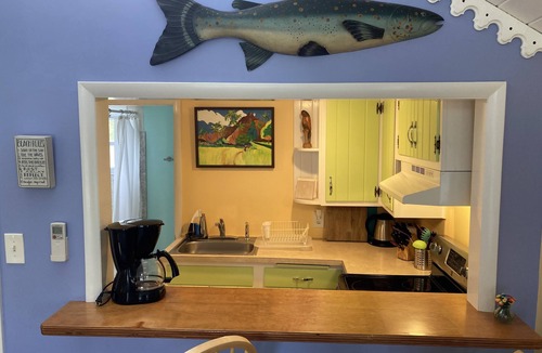 West Cape May Cottage | Dog Friendly, Cozy Cape May Cottage