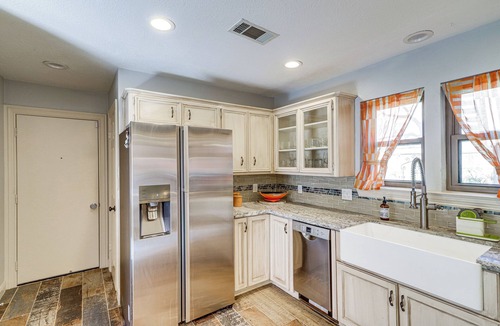 Cypress Cottage | Dog-friendly Cypress Vacation Rental w/Lanai!
