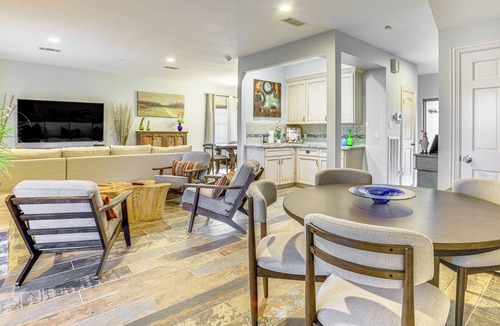 Cypress Cottage | Dog-friendly Cypress Vacation Rental w/Lanai!