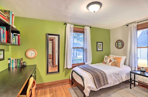 East Rochester House | Dog-Friendly East Rochester Getaway w/Yard!